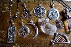 Talismane și amulete pentru fericire și bunăstare în familie