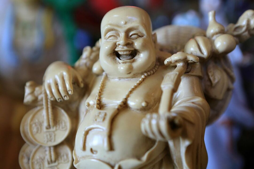 Amuleta sănătății și bunăstării familiei - Buddha râzând